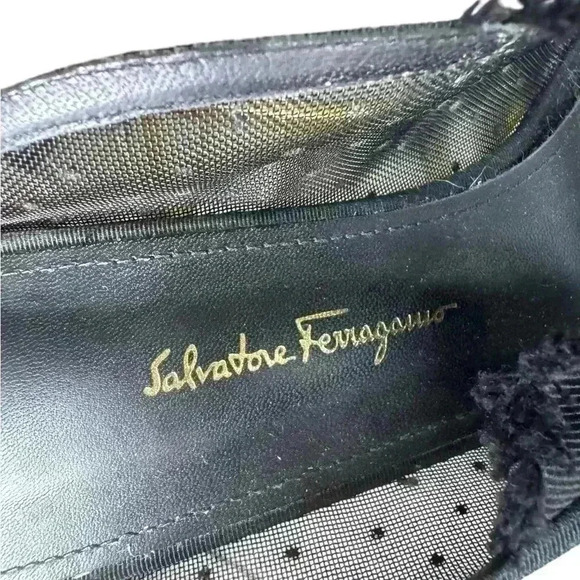 Salvatore Ferragamo Zelda polka Dot logo pumps size 81/5 - Picture 9 of 11